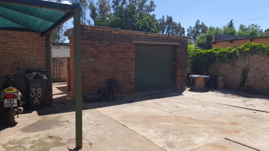 3 Bedroom Property for Sale in Pienaarsdorp North West